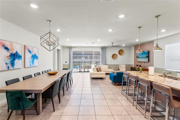 Image No.7-8 Bed Property for sale