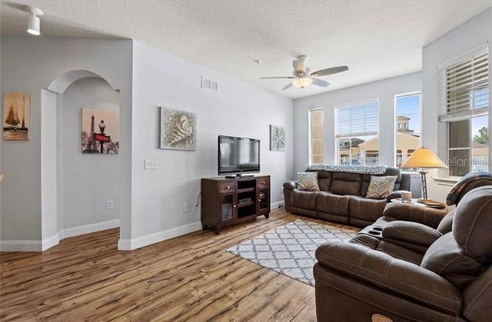 Image No.6-Propriété de 4 chambres à vendre à Davenport