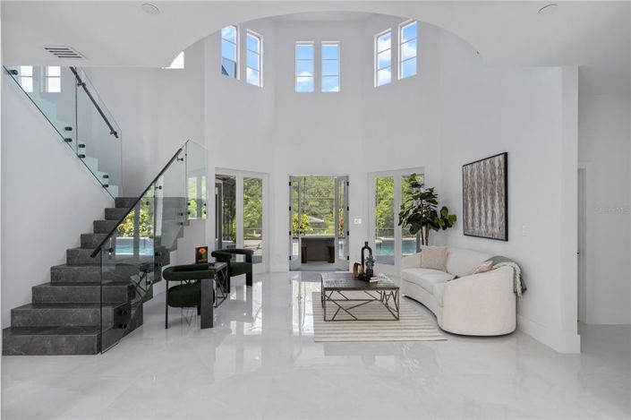 Image No.3-Propriété de 5 chambres à vendre à Orlando