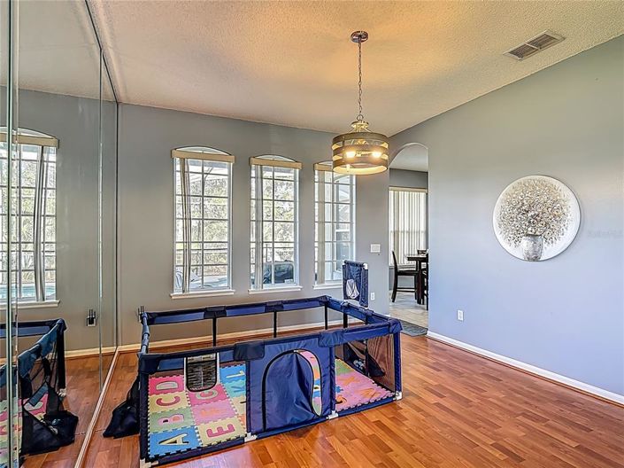 Image No.20-Propriété de 4 chambres à vendre à Kissimmee