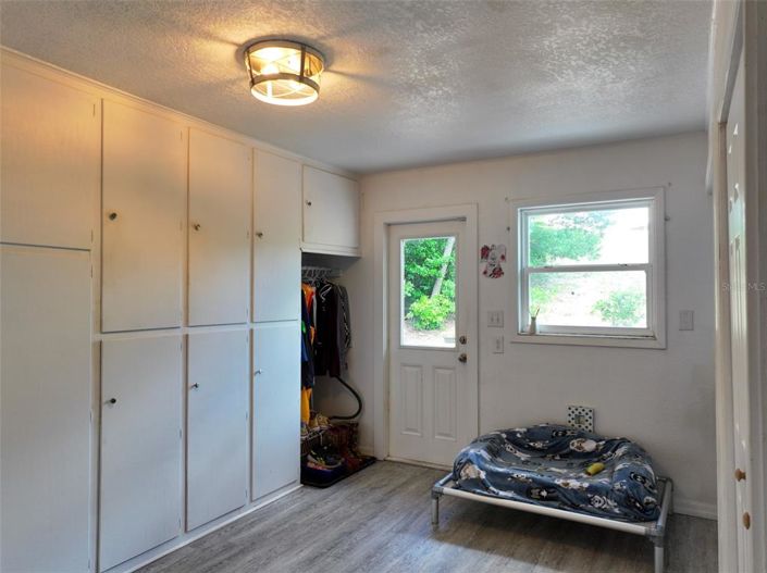 Image No.17-3 Bed Property for sale