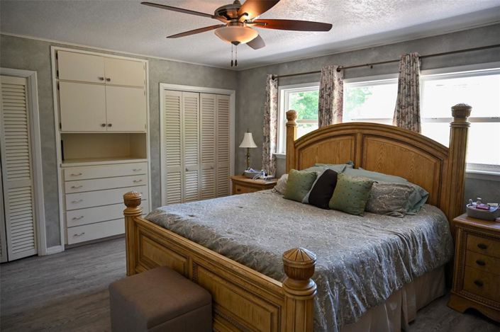 Image No.21-3 Bed Property for sale