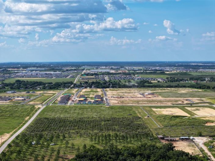 Image No.54-3 Bed Property for sale