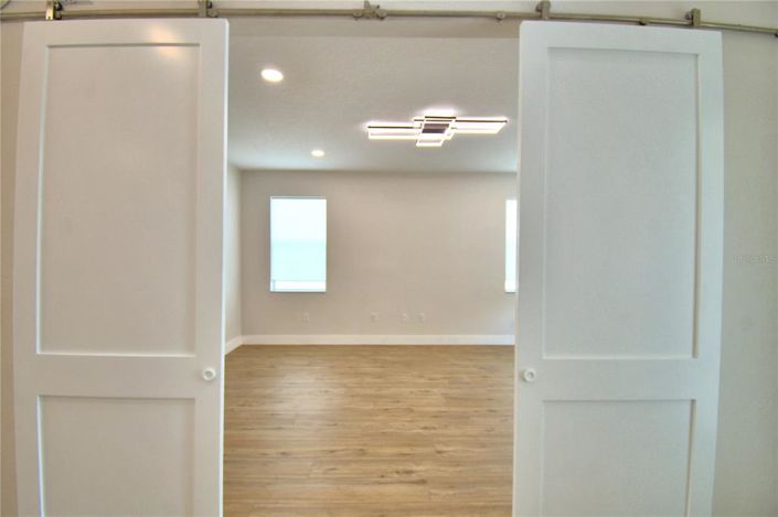 Image No.4-Propriété de 5 chambres à vendre à Kissimmee