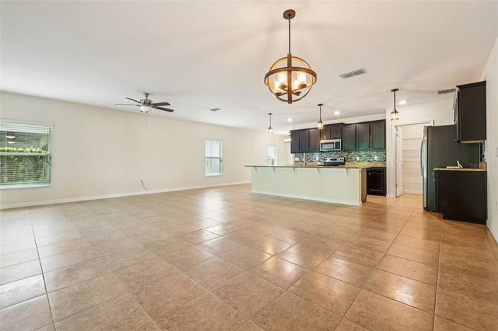 Image No.6-3 Bed Property for sale