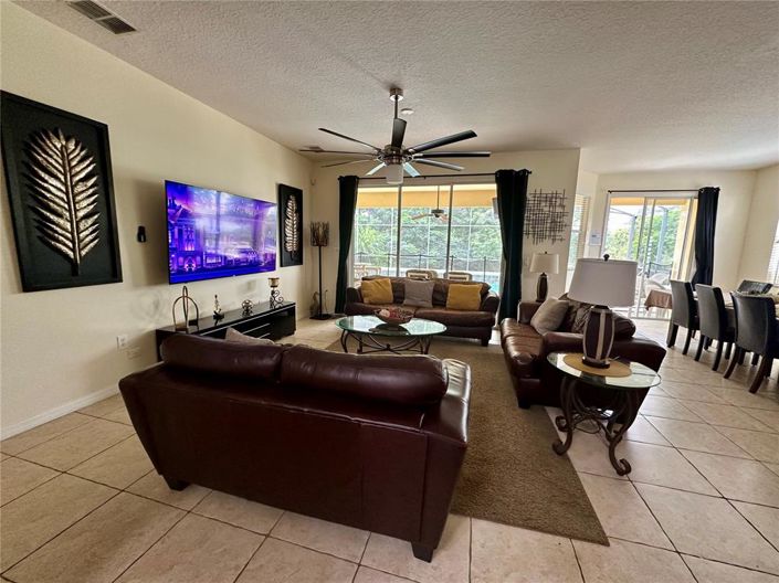 Image No.10-Propriété de 5 chambres à vendre à Haines City