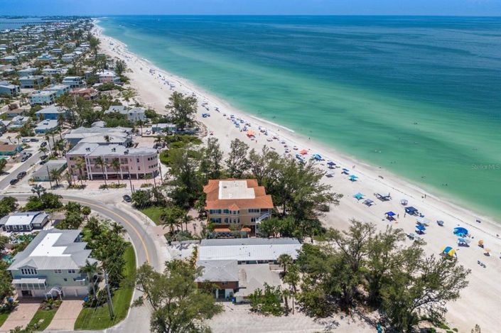 Image No.4-Propriété de 4 chambres à vendre à Holmes Beach