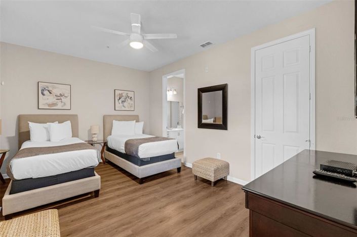 Image No.21-Propriété de 2 chambres à vendre à Orlando