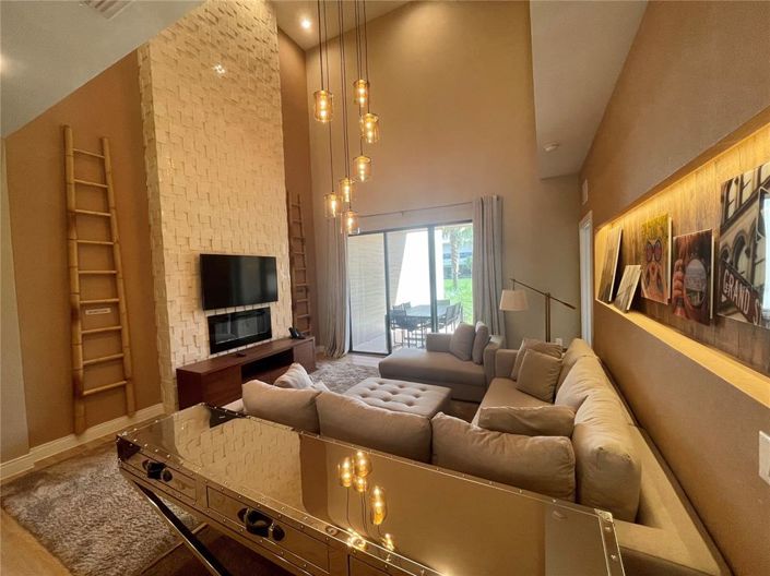 Image No.9-4 Bed Townhouse for sale