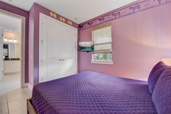 Image No.38-6 Bed Property for sale