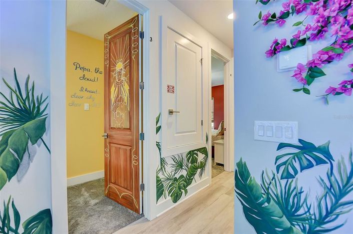 Image No.57-6 Bed Property for sale