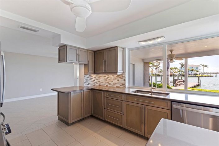 Image No.11-Propriété de 3 chambres à vendre à Treasure Island