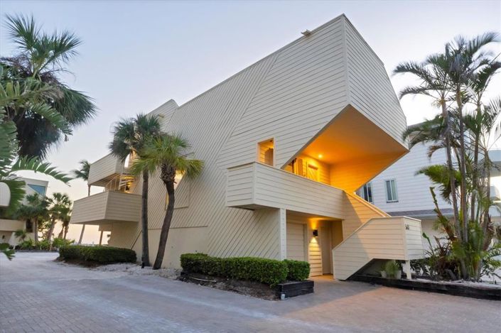 Image No.3-Propriété de 2 chambres à vendre à Sarasota