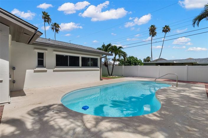 Image No.33-Propriété de 4 chambres à vendre à Belleair Beach