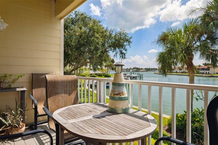 Image No.2-Maison de ville de 2 chambres à vendre à Treasure Island