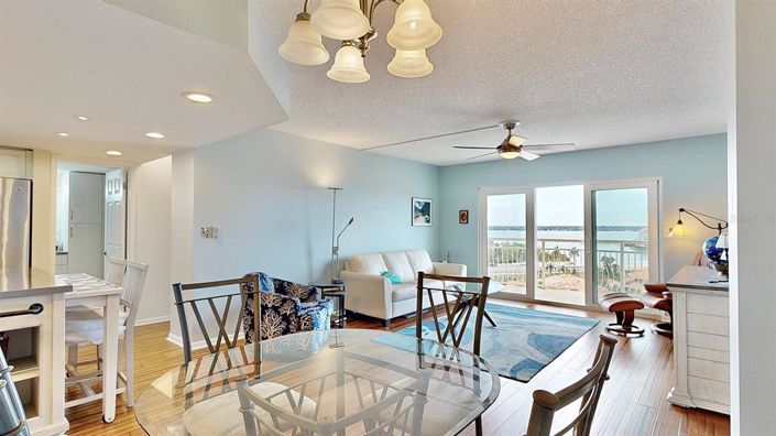 Image No.25-2 Bed Property for sale