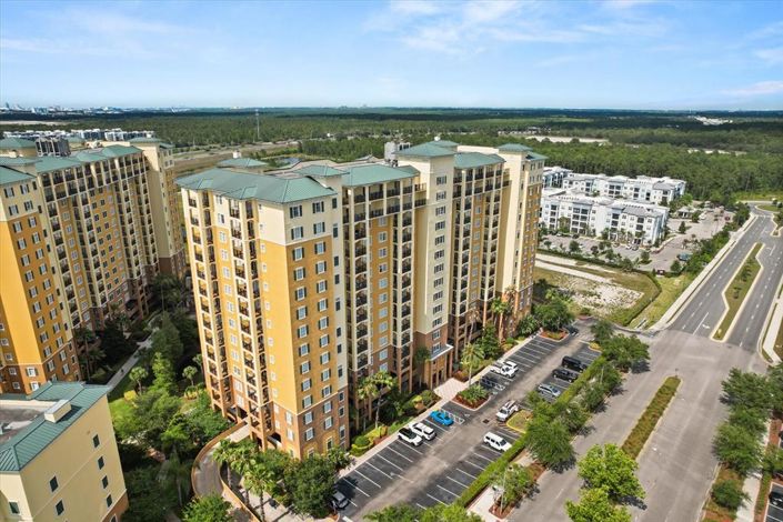 Image No.3-Propriété de 4 chambres à vendre à Orlando