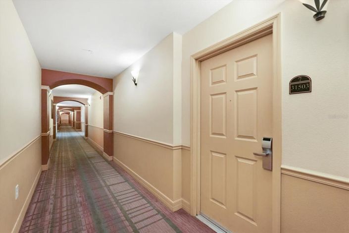 Image No.6-Propriété de 4 chambres à vendre à Orlando