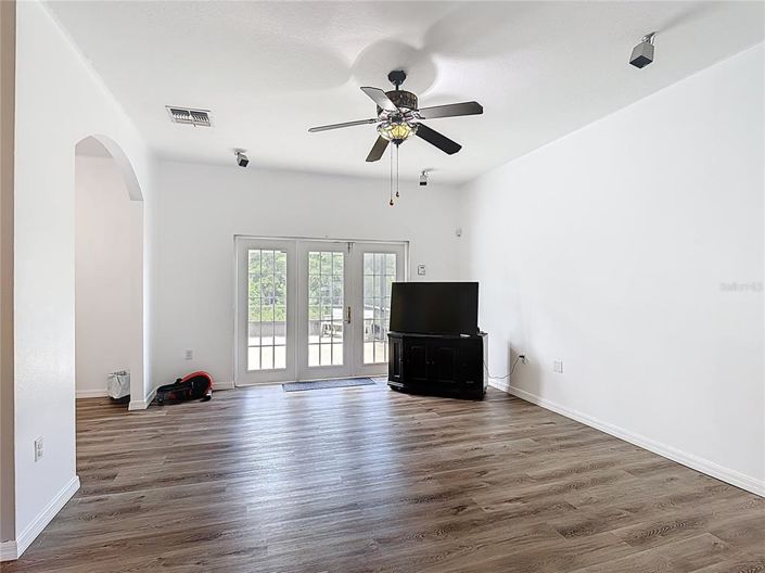 Image No.16-Propriété de 3 chambres à vendre à Kissimmee