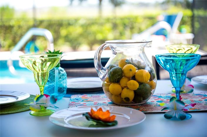 Image No.18-7 Bed Property for sale