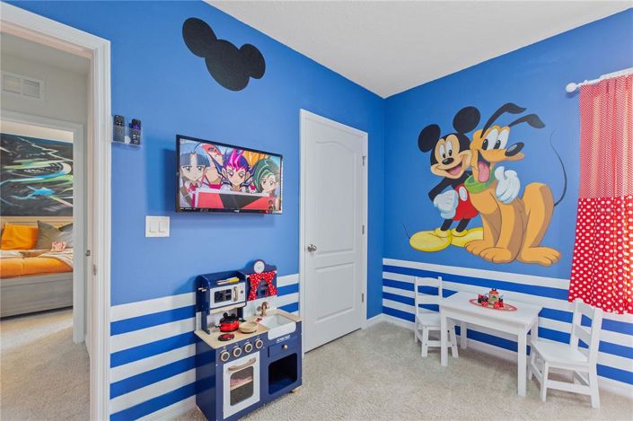 Image No.50-7 Bed Property for sale