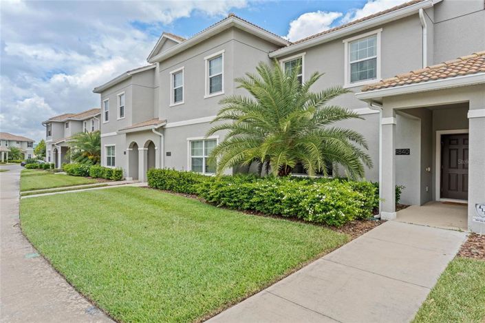 Image No.2-4 Bed Townhouse for sale