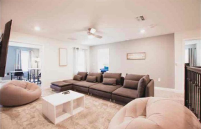 Image No.15-9 Bed Property for sale