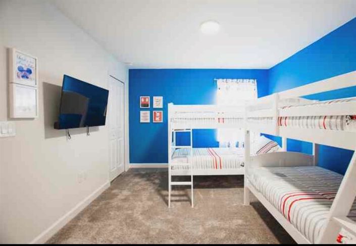 Image No.22-9 Bed Property for sale