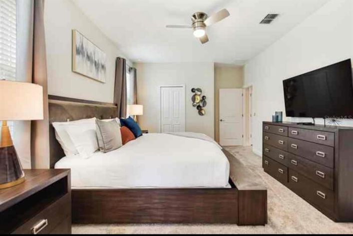 Image No.27-9 Bed Property for sale