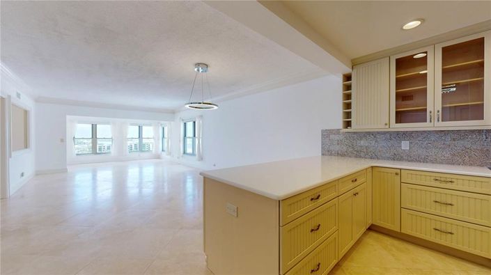 Image No.18-2 Bed Property for sale