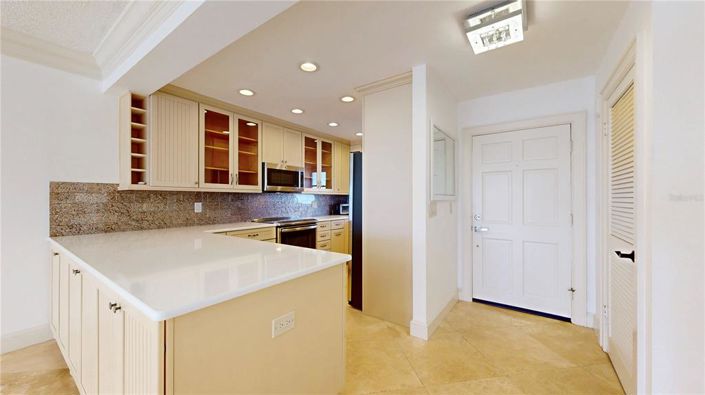 Image No.21-2 Bed Property for sale