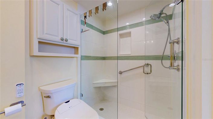 Image No.28-2 Bed Property for sale