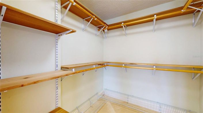 Image No.39-2 Bed Property for sale