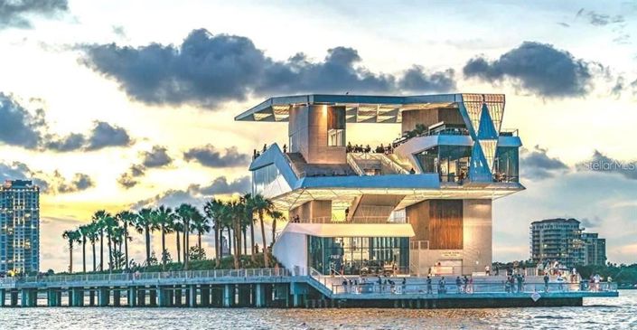 Image No.56-2 Bed Property for sale