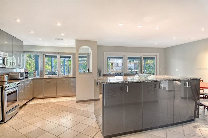 Image No.9-Propriété de 2 chambres à vendre à Longboat Key