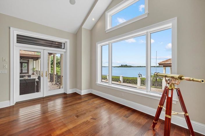 Image No.39-Propriété de 6 chambres à vendre à Sarasota