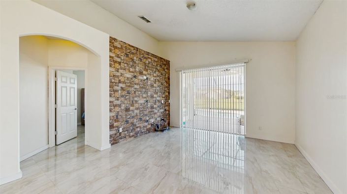 Image No.6-Propriété de 4 chambres à vendre à Kissimmee