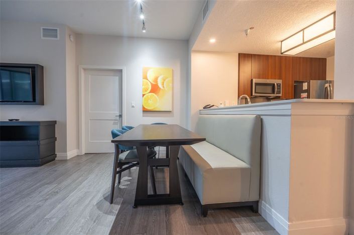 Image No.38-Propriété de 2 chambres à vendre à Winter Garden