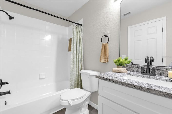 Image No.20-Propriété de 4 chambres à vendre à Davenport