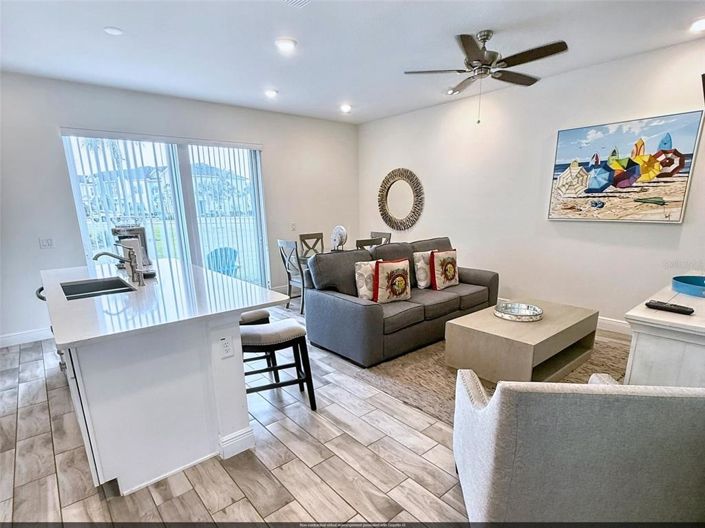 Image No.2-Maison de ville de 3 chambres à vendre à Kissimmee