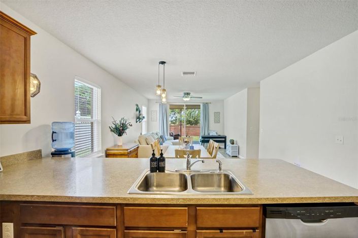 Image No.15-Propriété de 4 chambres à vendre à Haines City