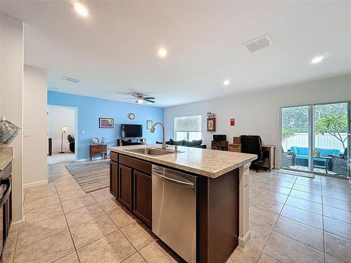 Image No.11-Propriété de 4 chambres à vendre à Davenport