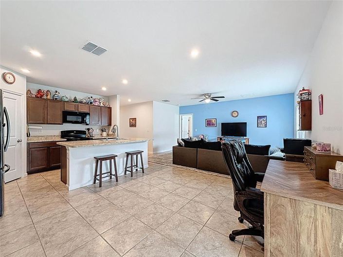 Image No.12-Propriété de 4 chambres à vendre à Davenport