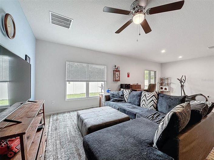 Image No.15-Propriété de 4 chambres à vendre à Davenport