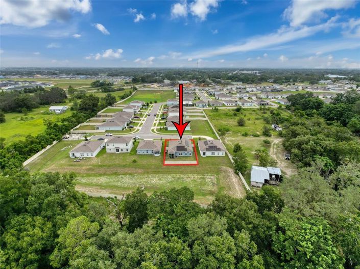 Image No.2-Propriété de 4 chambres à vendre à Davenport