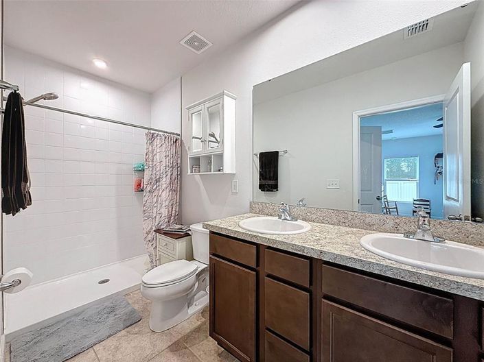 Image No.20-Propriété de 4 chambres à vendre à Davenport