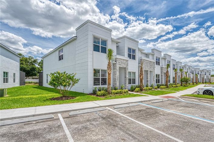 Image No.2-Maison de ville de 4 chambres à vendre à Clermont