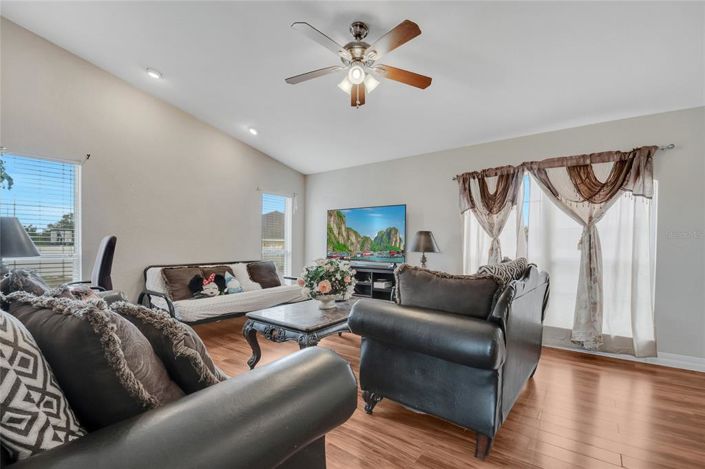 Image No.4-Propriété de 3 chambres à vendre à Davenport