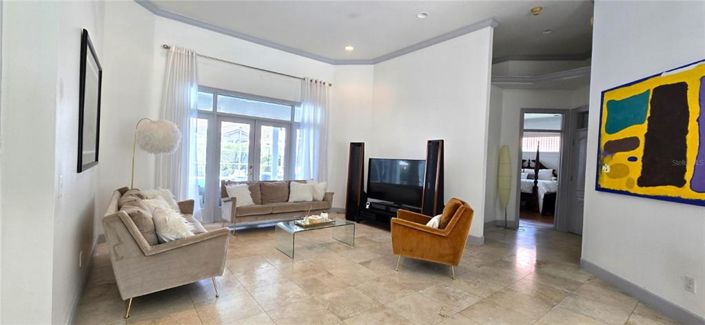 Image No.8-Propriété de 4 chambres à vendre à Orlando