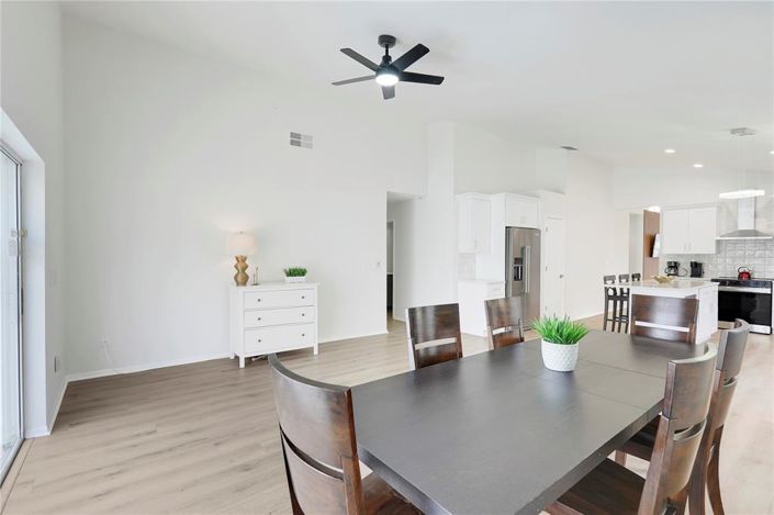 Image No.14-Propriété de 4 chambres à vendre à Davenport